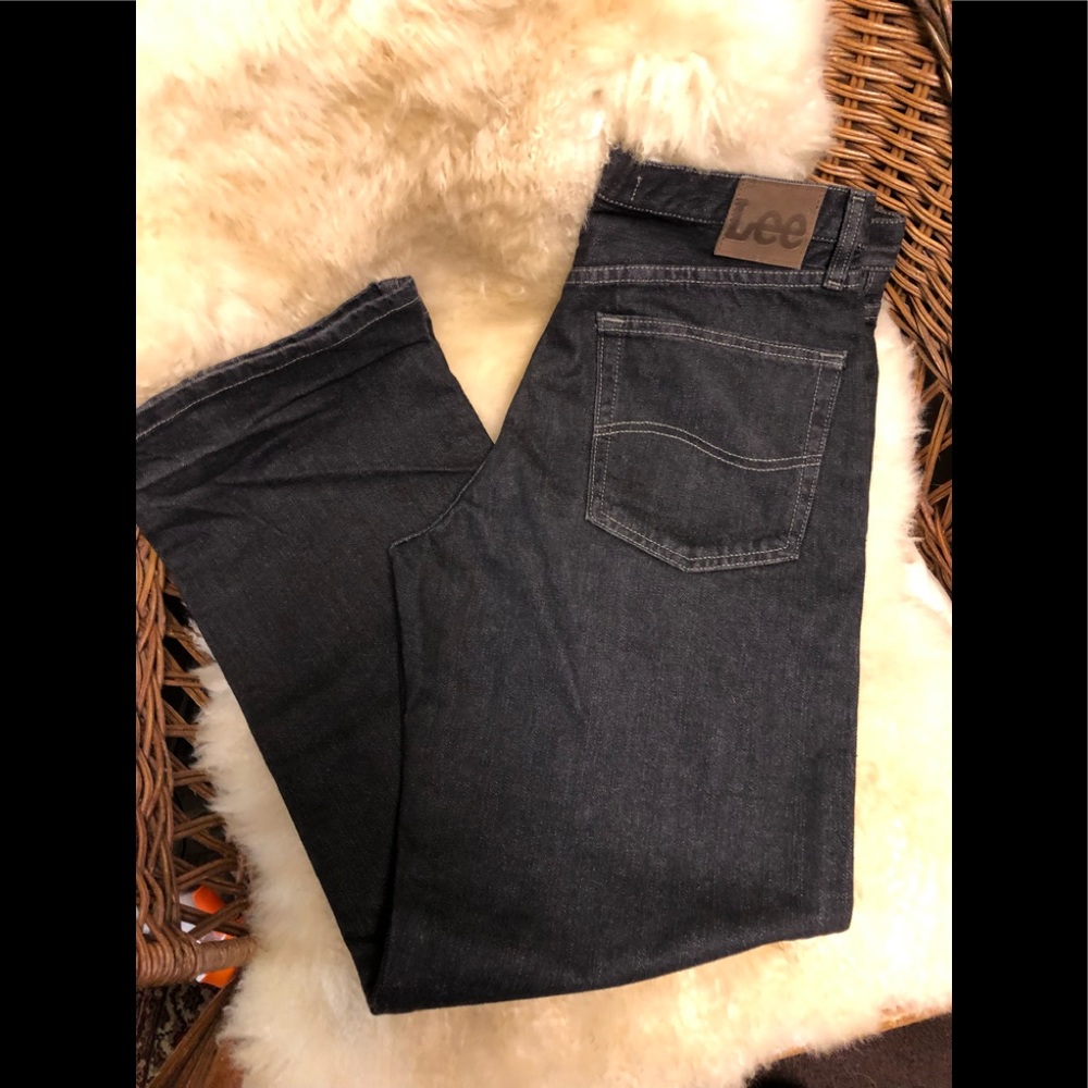 Lee Men's Relaxed Jeans in Dark Wash